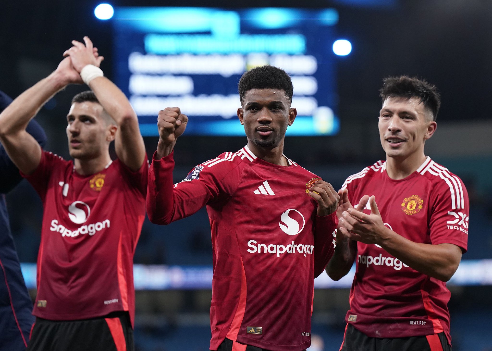 包含曼联连续不败，争冠形势一片大好的词条