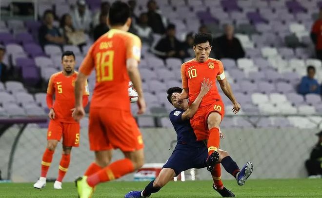 广州恒大客场惊险逆转，战胜对手的简单介绍