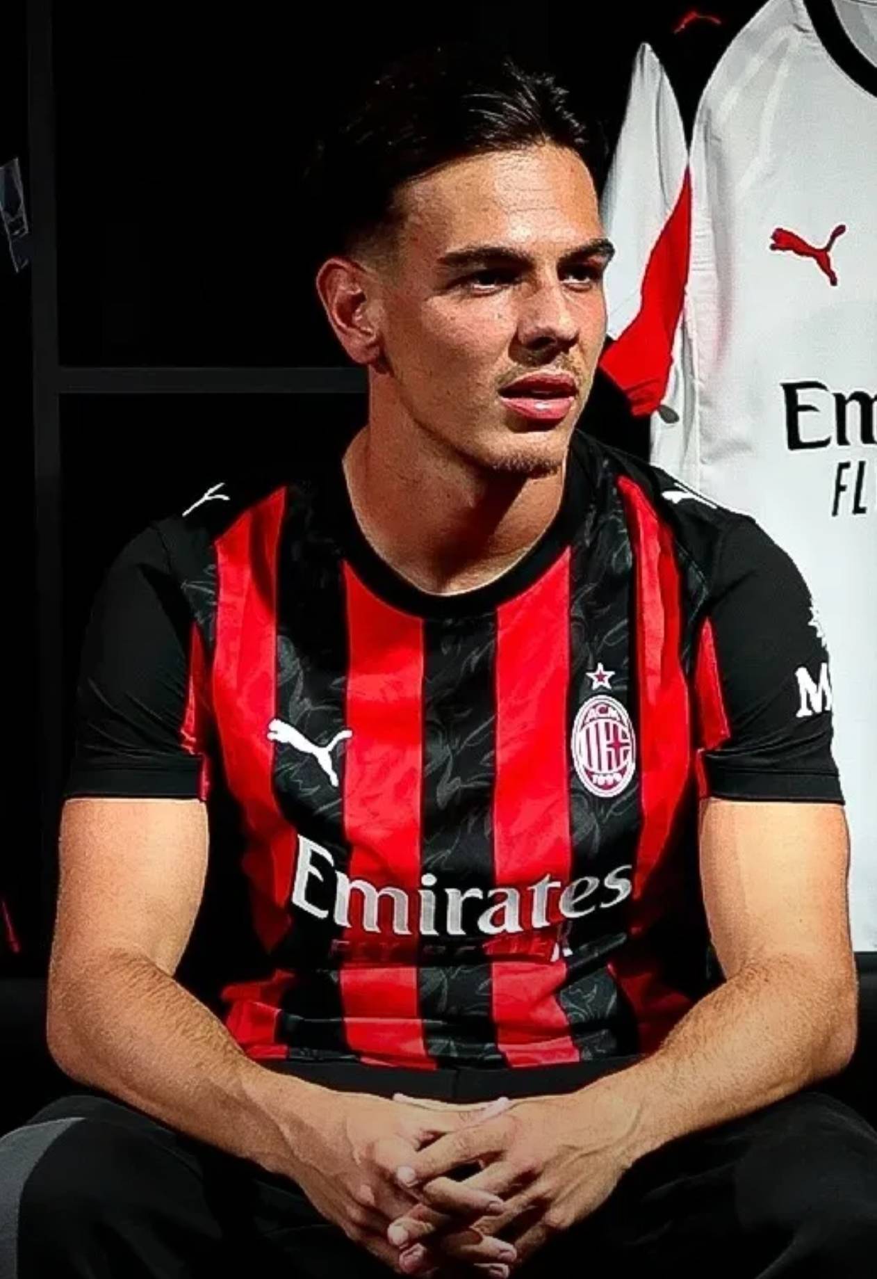 米兰体育下载-AC米兰新援表现抢眼，助球队豪取三分