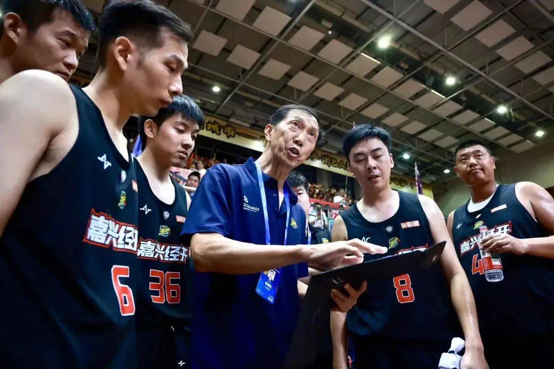 建业客场取胜,连续表现亮眼 建业客场取胜,连续表现亮眼