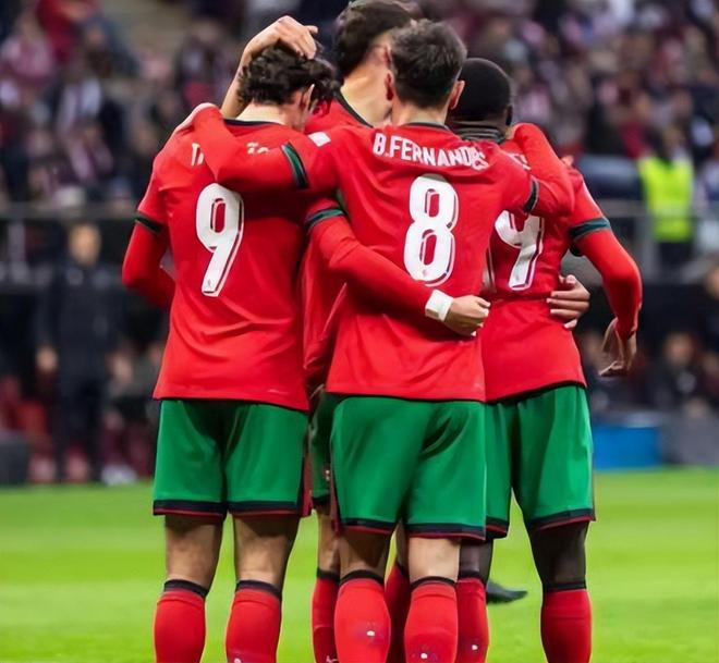 欧国联比赛：一支球队再接再励，冲击冠军