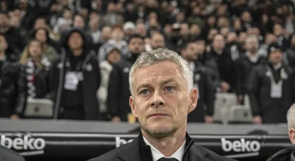 关于曼联客场大败，索尔斯克亚面对下课压力的信息