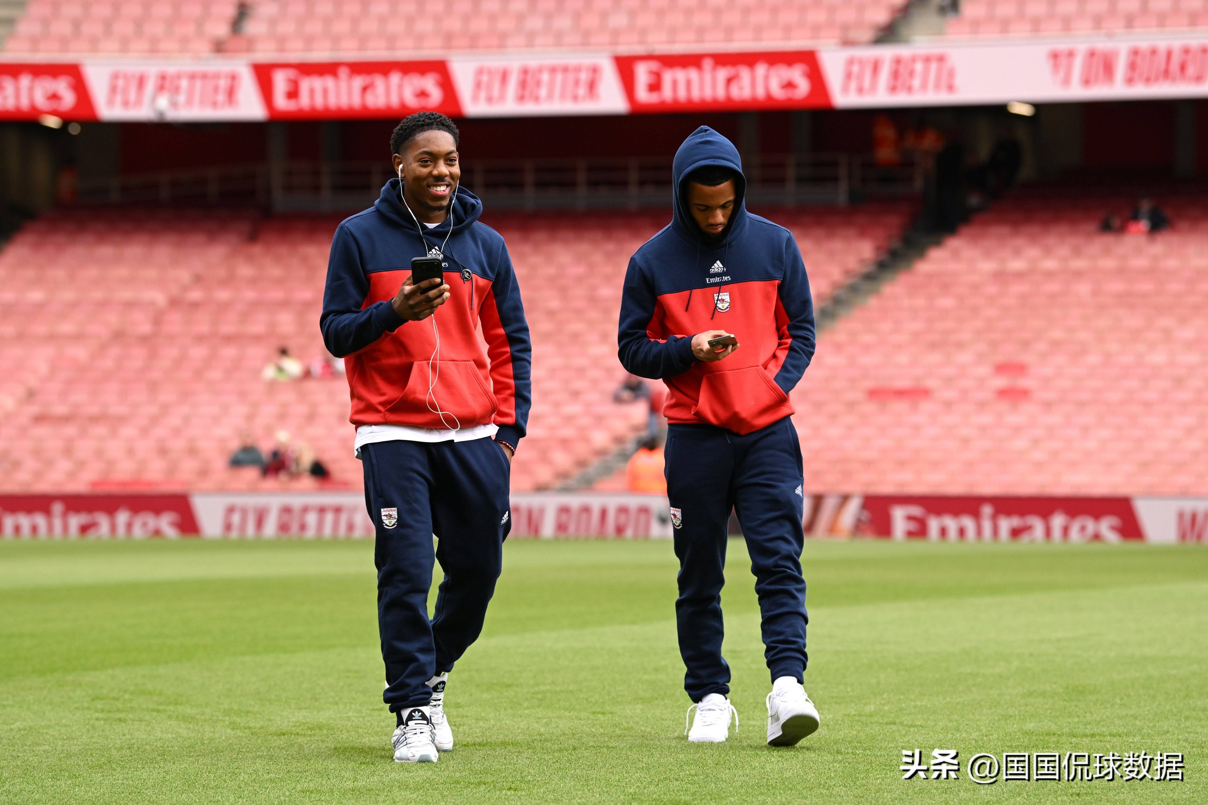 阿森纳战术严密防守，保持不败纪录的简单介绍