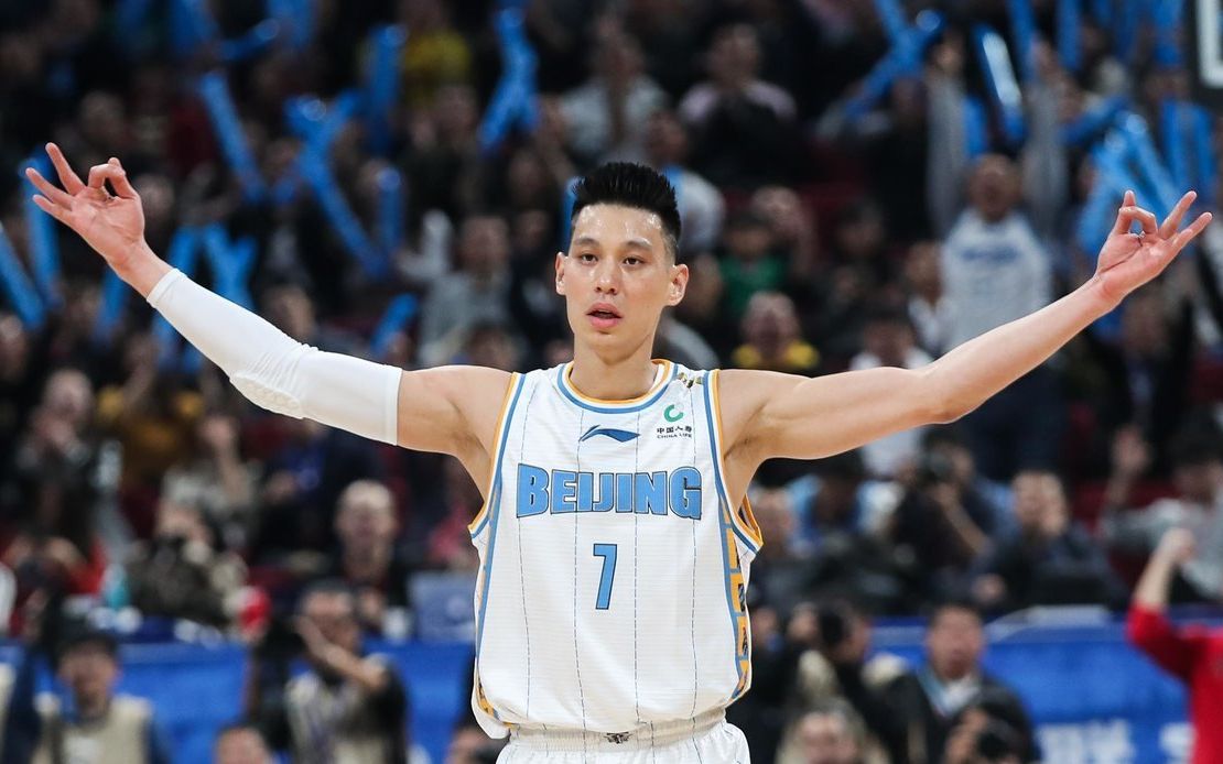 包含林书豪复出：亚太区比赛为当地球迷献技的词条