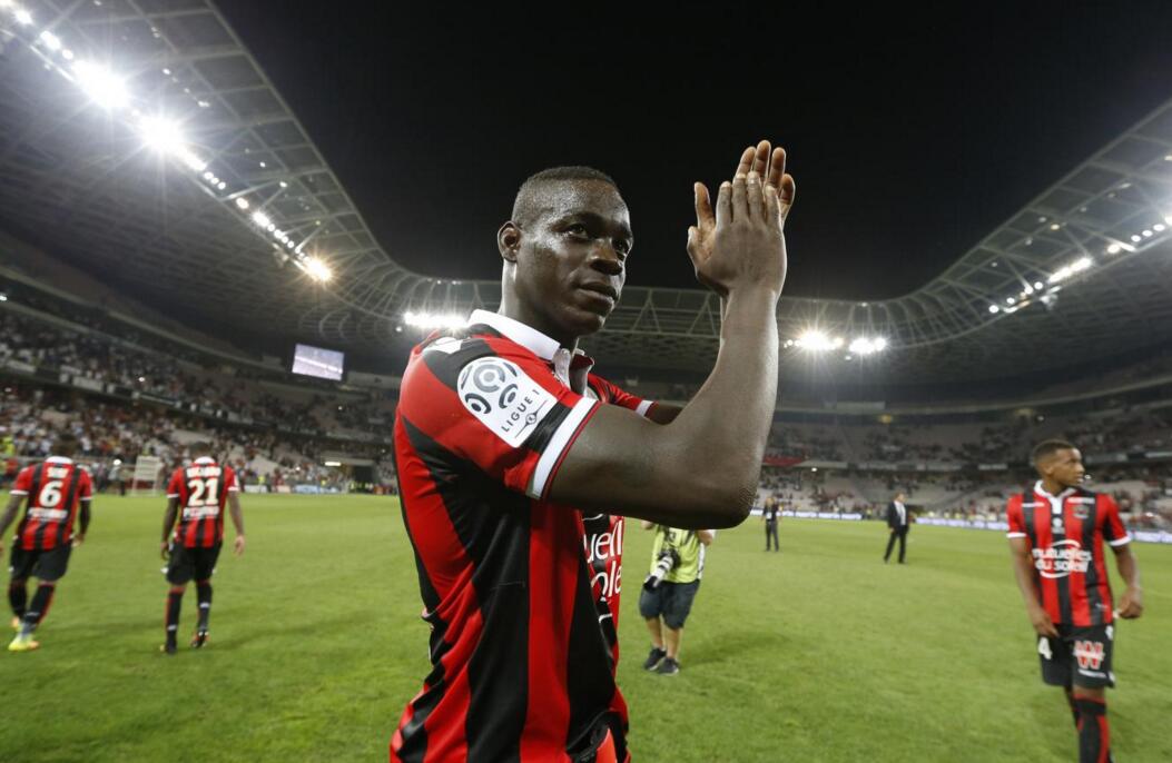 巴洛特利梅开二度助球队获胜